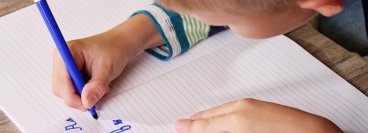 Как научить дошкольника правильно писать буквы и цифры: советы и хитро...